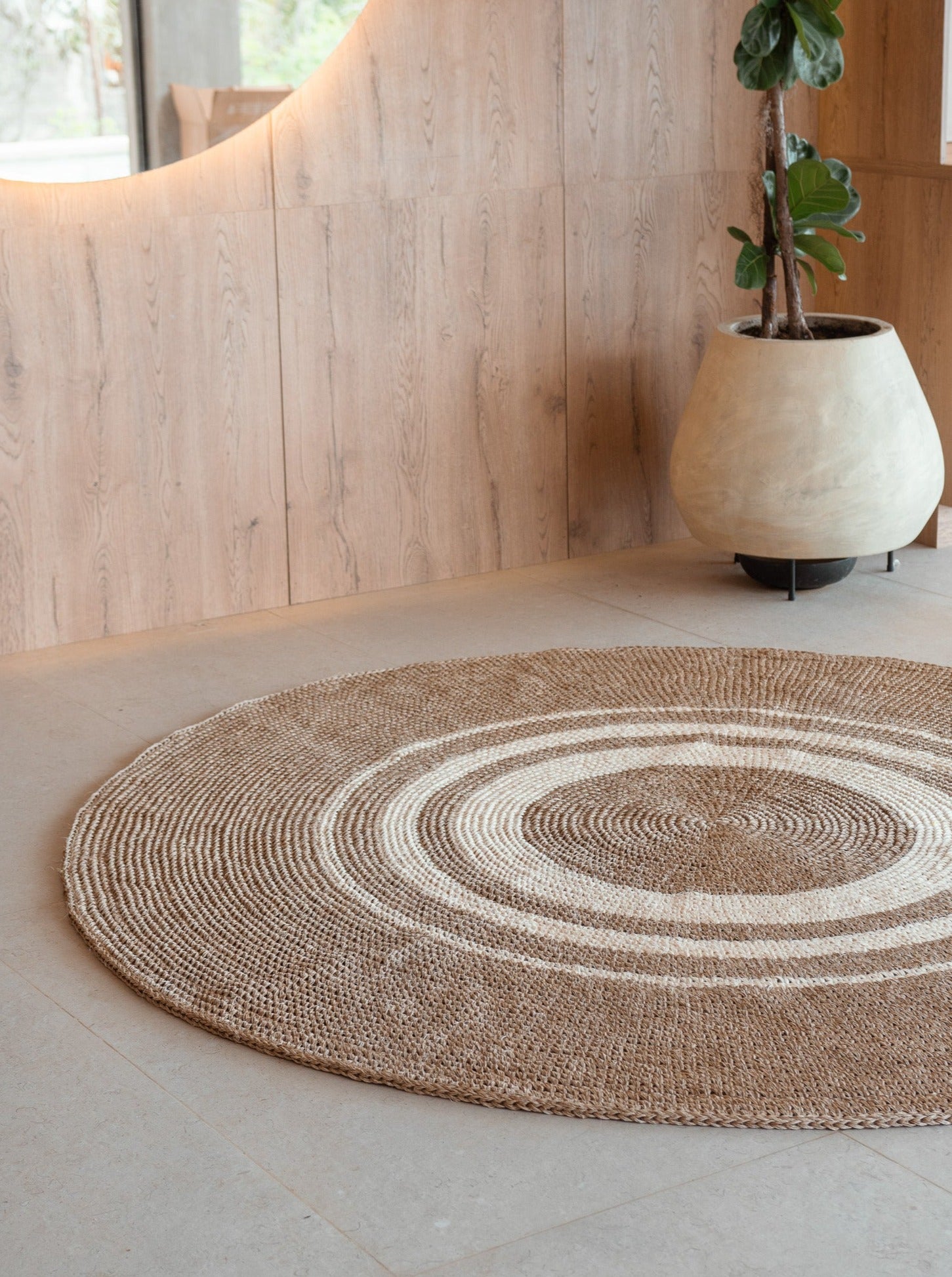 Handwoven combined Greta round rug