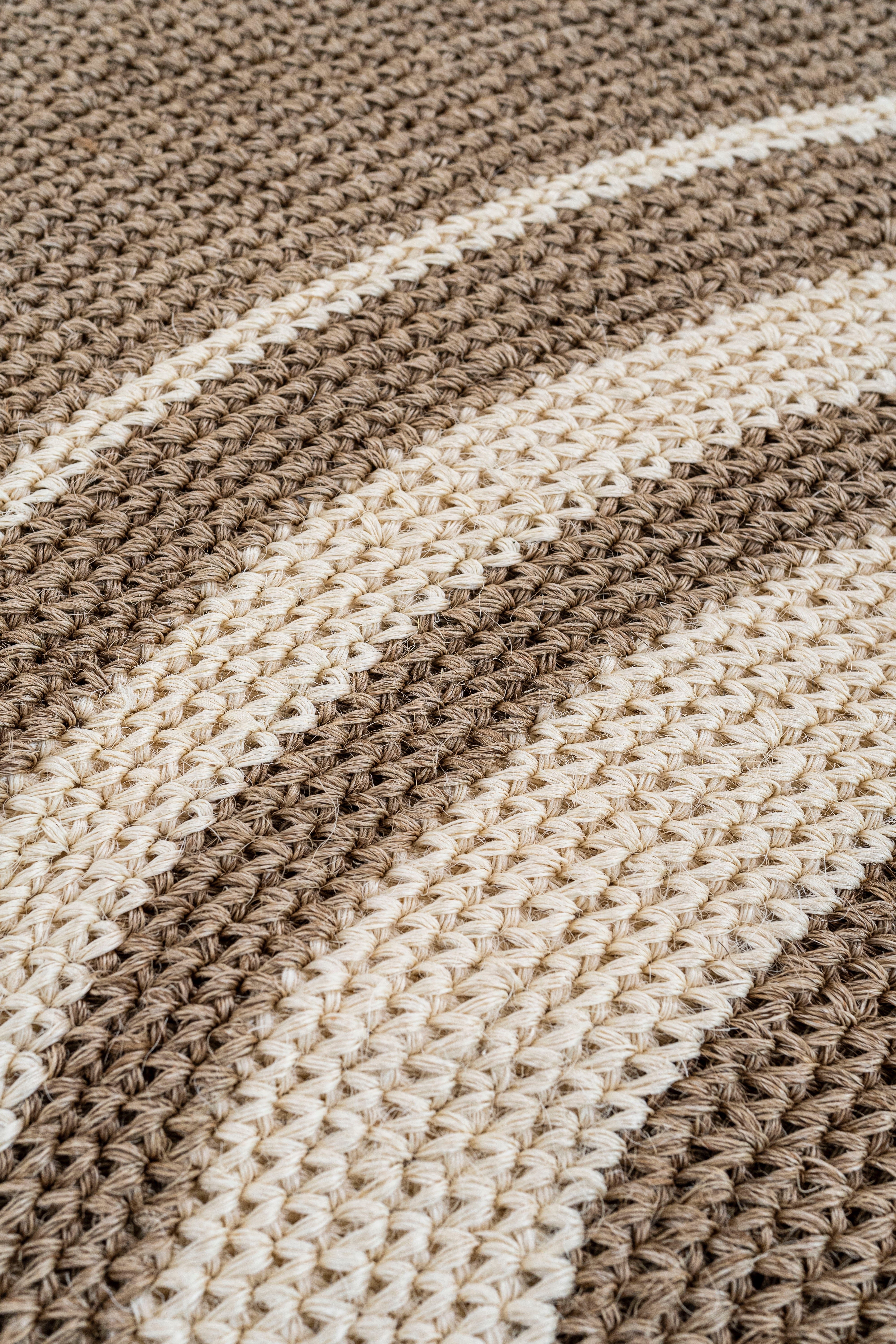 Handwoven combined Greta round rug