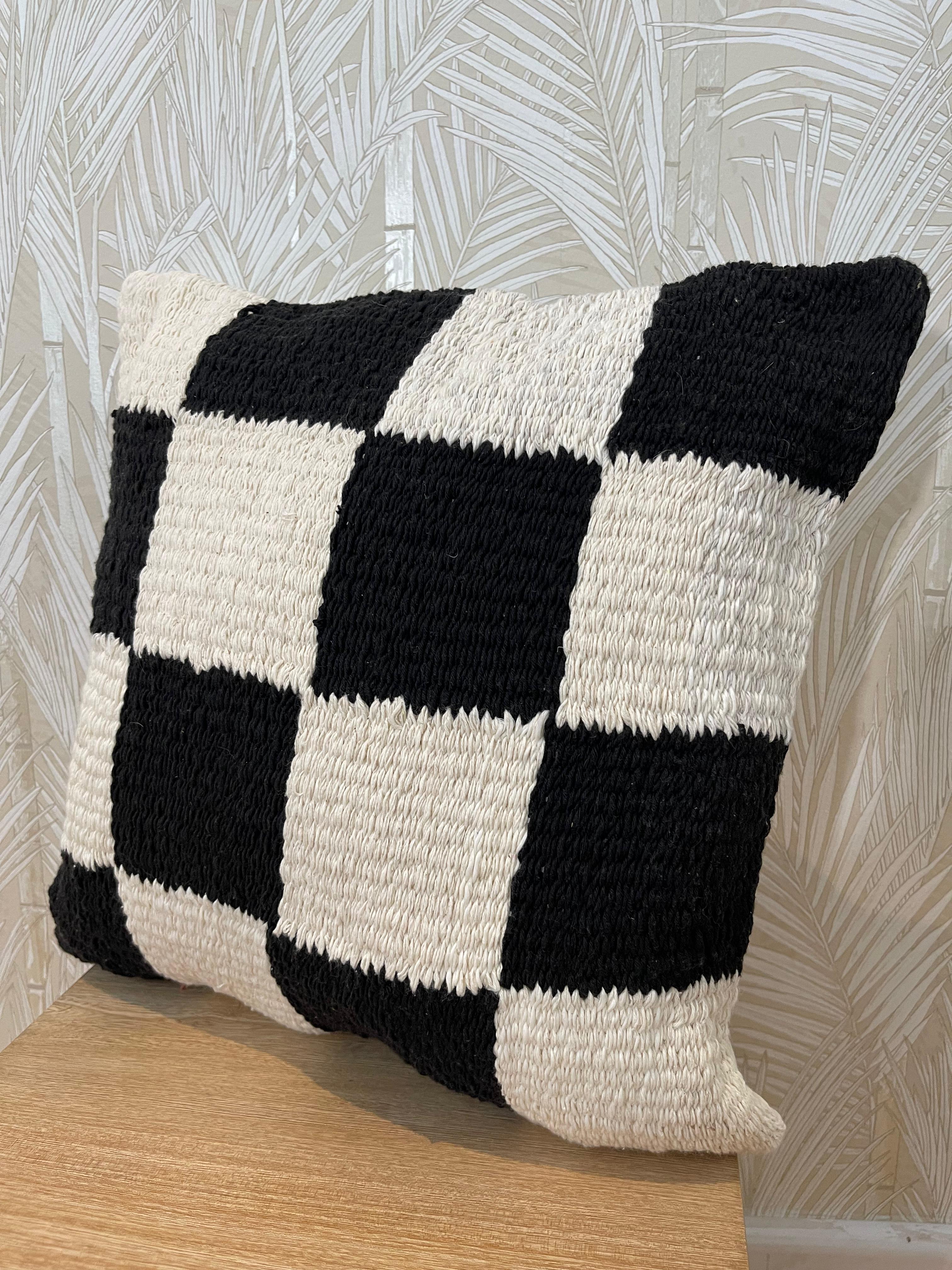 Fique Woven Pillow