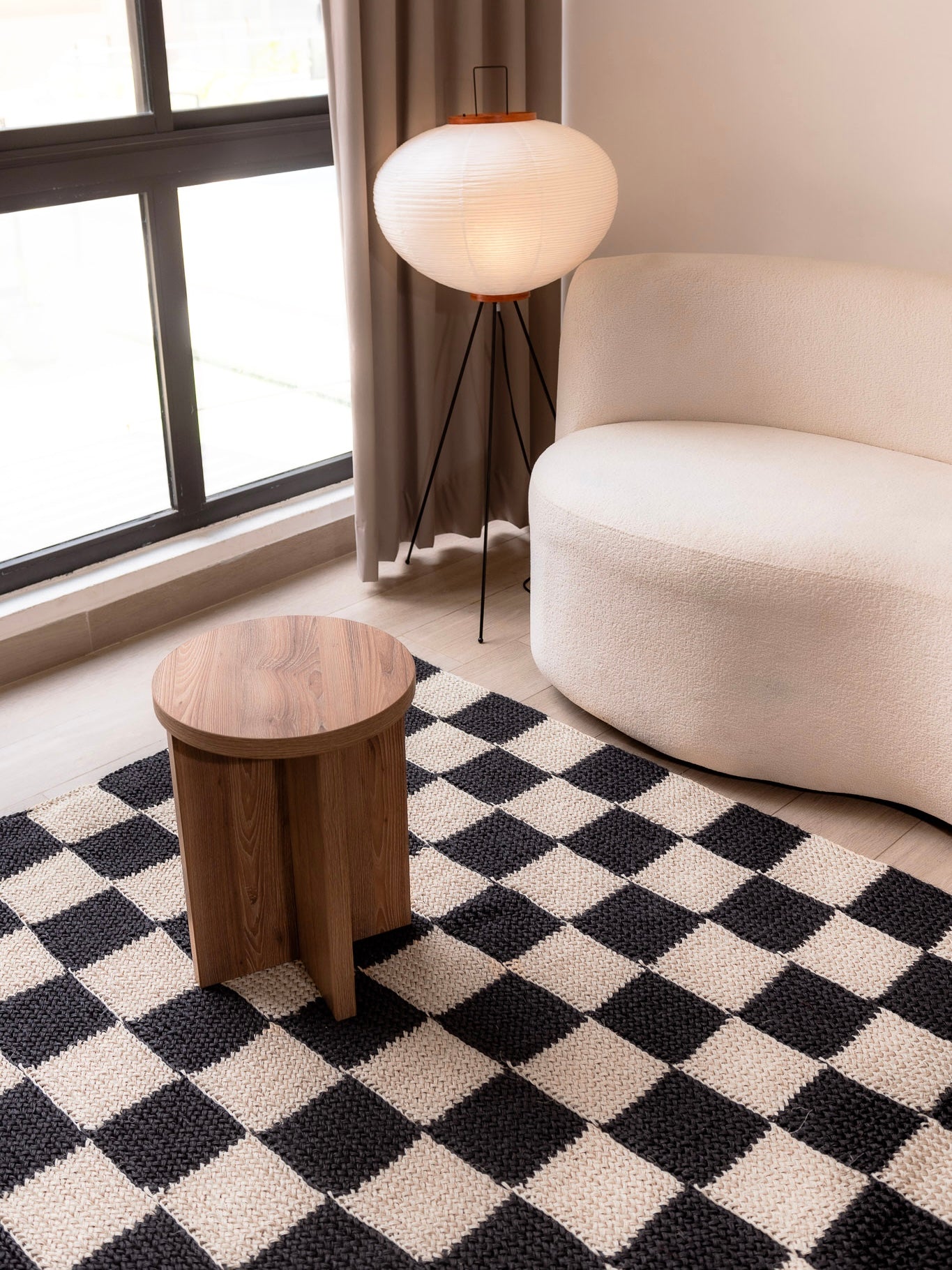 Black and White Checkered Fique Rug